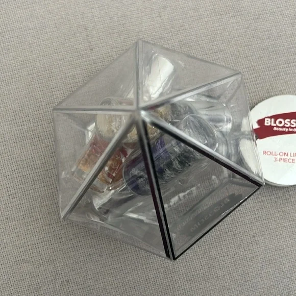 Blossom 3-Pc Roll-On Lip Gloss Set (Candy Cane, Gingerbread, & Sugar Cookie) NWT - Picture 6 of 7